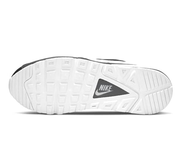 Découvrez notre test complet des nike Air Max Command pour homme : confort, design et performance pour des sneakers au top