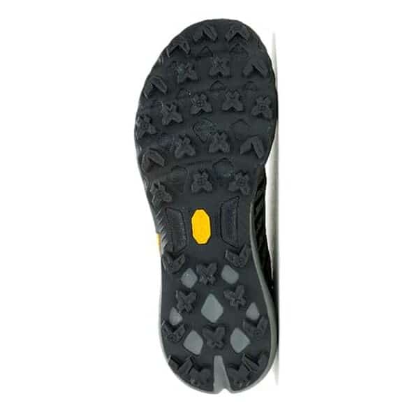 Découvrez notre analyse détaillée de la Merrell Agility Remix pour homme : confort, adhérence et robustesse testés sur les terrains les plus exigeants.