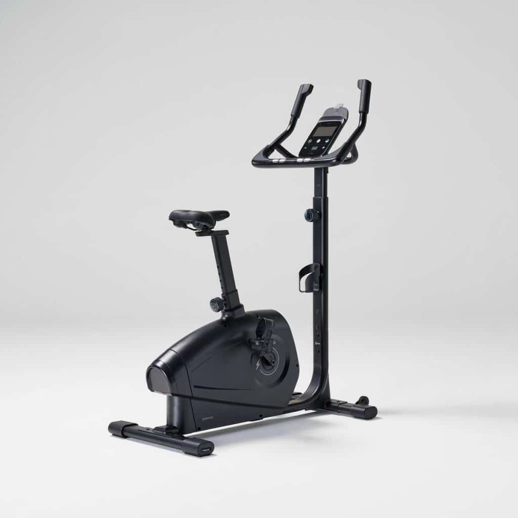 Test du vélo d'appartement auto-alimenté EB900 B de Decathlon