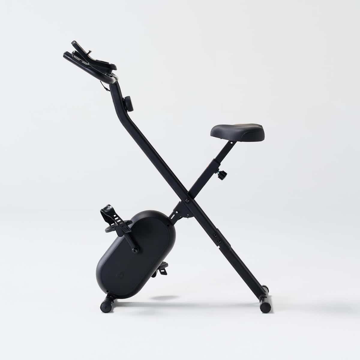 Test du vélo d'appartement X-Bike 100 V2 de Decathlon
