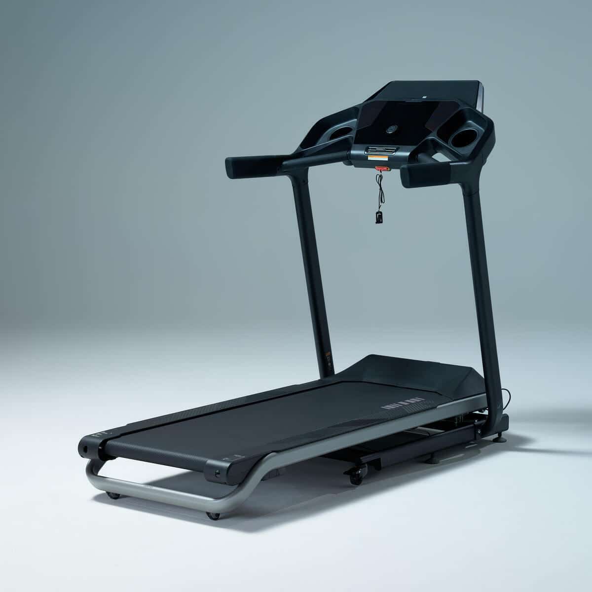 Test tapis de course Challenge Run Decathlon : performance et compacité